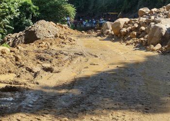 Grandes piedras y material arcilloso impiden paso por la carretera Betijoque a la Panamericana