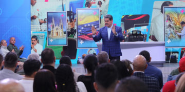 La UE reitera que no reconoce a Maduro como presidente y pide las actas electorales