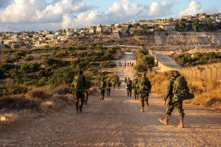 El Ejército israelí insistió este miércoles en que está preparado para "cualquier misión" en la frontera con Líbano, después de que anoche explotaran miles de dispositivos buscapersonas del grupo chií Hizbulá, en una operación atribuida a Israel por la que la milicia libanesa ha jurado venganza. EFE/Ejército de Israel -SOLO USO EDITORIAL/SOLO DISPONIBLE PARA ILUSTRAR LA NOTICIA QUE ACOMPAÑA (CRÉDITO OBLIGATORIO)-