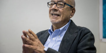 Andrés Caleca aboga por resistir y organizarse para «restituir la democracia»