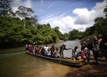 Más de 244.000 migrantes cruzaron el Darién en lo que va de año, un 31 % menos que en 2023