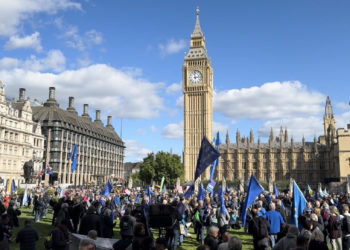 Cientos de personas se reúnen en Londres para pedir la vuelta del Reino Unido a la UE
