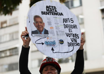 Chavista y opositores se manifiestan en regiones de Venezuela tras dos meses de comicios