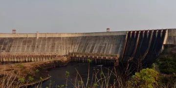 Desconocen paradero de al menos 10 trabajadores detenidos en Guri