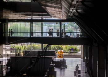 Detenidas cuatro personas por introducir ilegalmente casi 6.000 millones de bolívares venezolanos a España