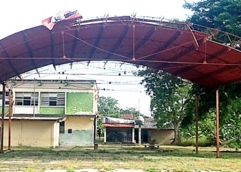 Cancha de la escuela “Antonio Nicolás Briceño” de Motatán “en total abandono”