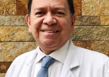 Médico trujillano triunfa en Chile con “innovadora terapia nefrológica”   