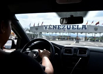 Niegan el acceso a línea de transporte venezolana en Colombia por denunciar irregularidades de la frontera