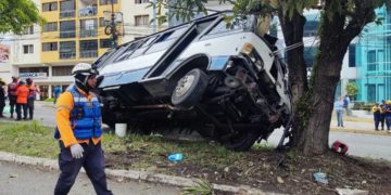 Mérida | Colisión múltiple deja trágico saldo de 6 fallecidos y varios lesionados