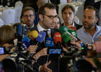 Comercio España – Venezuela es escaso y se limita al petróleo que importa Repsol