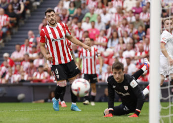 1-1. Un gol en propia puerta en el añadido frena al Athletic