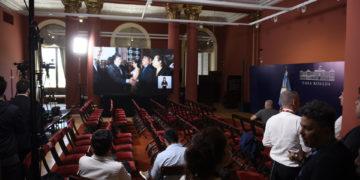 Polémica en Argentina por decreto de Milei que limita el acceso a la información pública