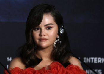 Selena Gomez confiesa que no puede tener hijos y no descarta la gestación subrogada