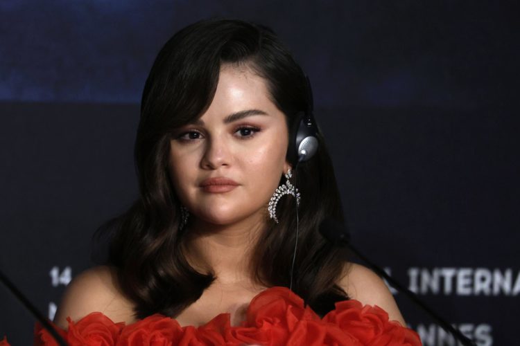 Fotografía de archivo de la actriz Selena Gómez en la conferencia de prensa de 'Emilia Pérez' durante el 77 ° Festival de Cine de Cannes, en Cannes, Francia, el 19 de mayo de 2024. EFE/EPA/Guillaume Horcajuelo / POOL