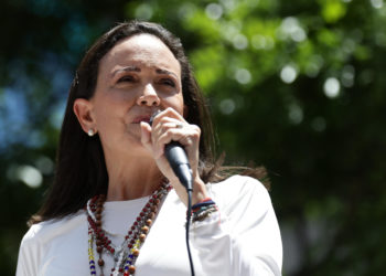 Machado agradece a la Eurocámara por reconocer a González Urrutia como «presidente electo»