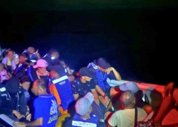 27 migrantes venezolanos rescatados por autoridades colombianas en la isla de San Andrés