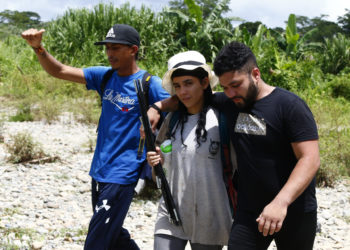Solidaridad entre migrantes, la diferencia entre morir o sobrevivir a la selva del Darién