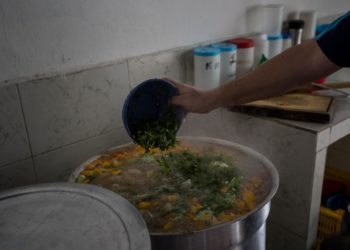 Un maestro venezolano necesita 29 veces su salario para alimentar a una familia, según Cendas-FVM