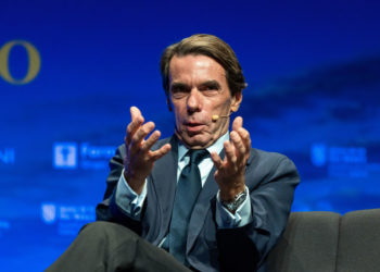 Aznar: La comunidad internacional debe una reacción «acorde al desafío» de Venezuela