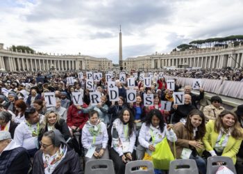 El papa proclama santos al padre Manuel Ruiz López y otros seis franciscanos españoles