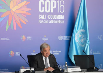 Guterres insta a actuar ya porque para 2050 podría haber más plástico que peces en el mar