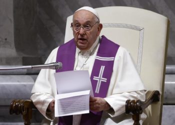 El papa pide a los participantes que eviten que el Sínodo sea un «diálogo entre sordos»