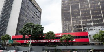 Las sanciones petroleras a Venezuela, bajo un ‘alivio’ limitado e incierto