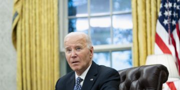 Biden ordena a las Fuerzas Armadas de EE.UU. derribar los misiles iraníes sobre Israel
