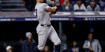 Yanquis ponen contra las cuerdas a los Guardianes