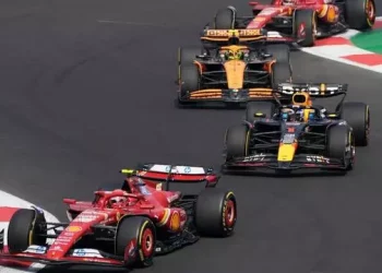 Ferrari vuelve a ganar, esta vez con Carlos Sainz en el GP de México