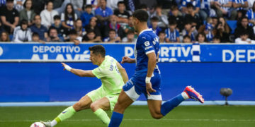 0-3. Lewandowski reina en Vitoria