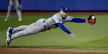 2-10. Los Dodgers de Los Angeles, a un paso de la Serie Mundial