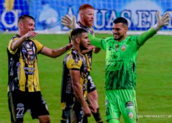 Eduardo Saragó  deja el banquillo del Deportivo Táchira