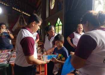 Táchira / Sonrisas y útiles escolares:  Cáritas alegra el inicio de clases