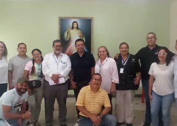 Sadet se reúne con personalidades para impulsar su campaña de recaudación anual