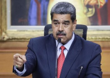 Maduro insiste en supuesta huida de María Corina Machado