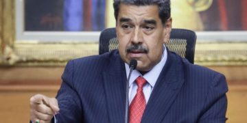 Maduro insiste en supuesta huida de María Corina Machado