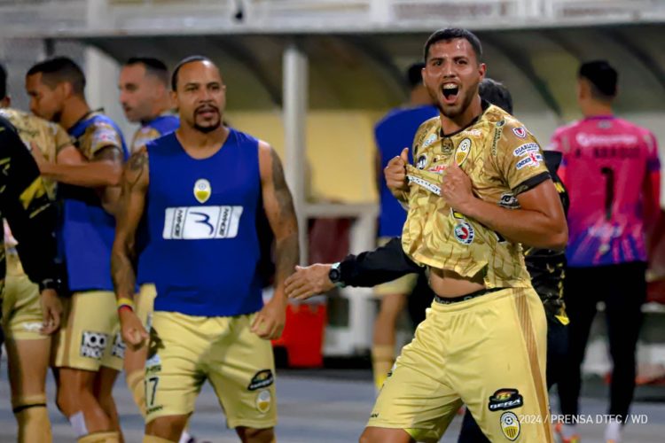 El Aurinegro sigue en lo alto del Clausura.
Foto: Cortesía DT.