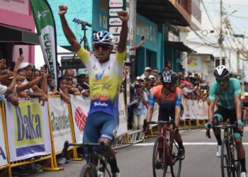 Roniel Campos “los chapeó” a todos en Pampán
