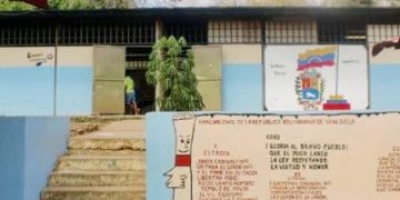 En la escuela “Simón Rodríguez” de Jalisco ¿será que no hay gobierno?