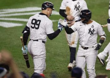Los Yankees rescataron la Serie Mundial con protagonismo de Gleyber Torres