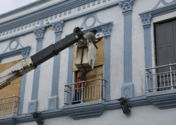 OMM: huracán Milton pierde intensidad, pero amenaza con crecer y afectar áreas más amplias