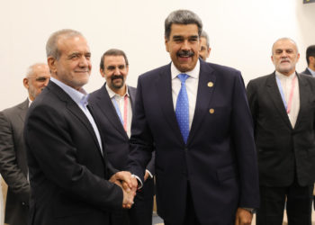 Putin asegura que Maduro es el legítimo presidente de Venezuela