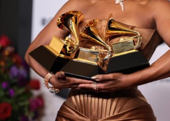 Los Grammy se renuevan con 3.000 mujeres más pero aún no tienen un jurado paritario