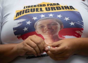 Fiscalía venezolana promete agilizar procesos de detenidos tras comicios, dicen familiares