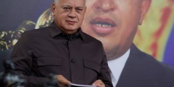 Diosdado Cabello: No hay ni una sola posibilidad de que González Urrutia venga a Venezuela a «juramentarse»
