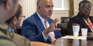 Nueva York a sus inmigrantes: No teman ir a la escuela ni a la Policía por las redadas