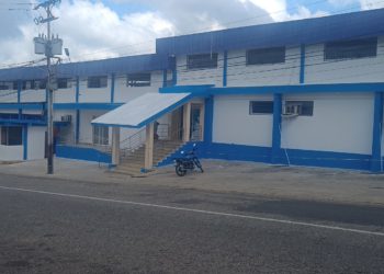 Inicio de bacheo navideño en parroquia Valmore Rodríguez de Sucre