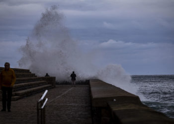 Nieve, frío polar y fuertes vientos ponen en alerta a Europa