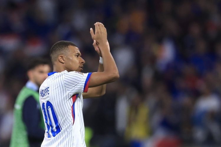 El francés Kylian Mbappe en un partido con su selección, en una foto de archivo. EFE/EPA/GUILLAUME HORCAJUELO